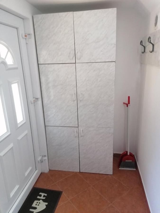Apartman Oaza Olja Βελιγράδι Εξωτερικό φωτογραφία